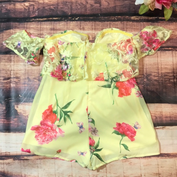 Sale Bright Yellow Floral Lace Off Shoulder Romper - Picture 3 of 8